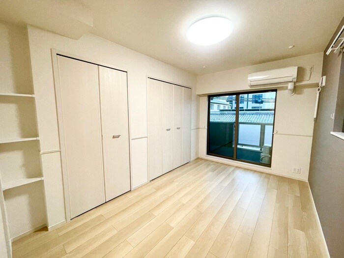 物件内観写真9　(居室)