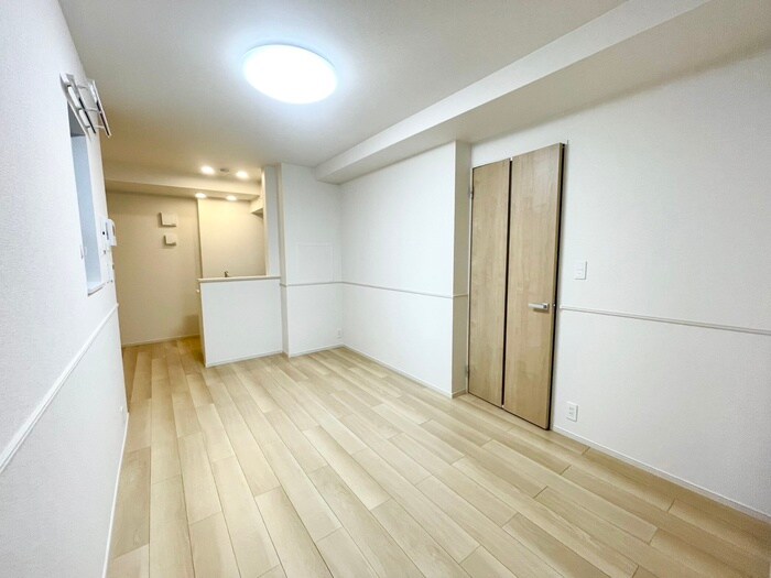 物件内観写真11　(居室)