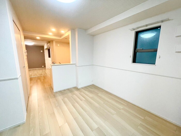 物件内観写真11　(居室)