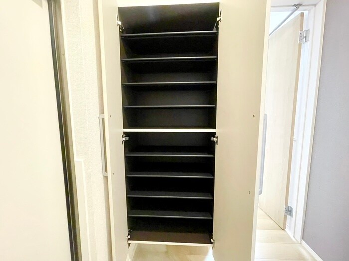 物件内観写真19　(靴箱)