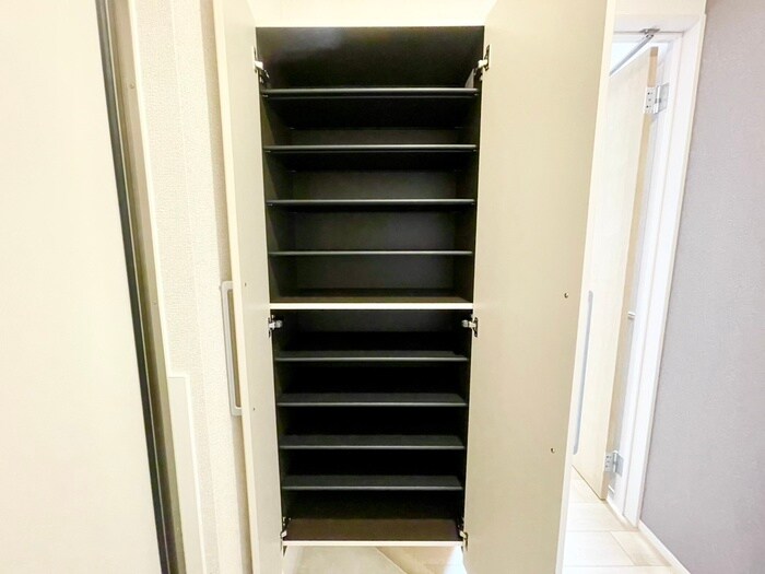 物件内観写真19　(靴箱)