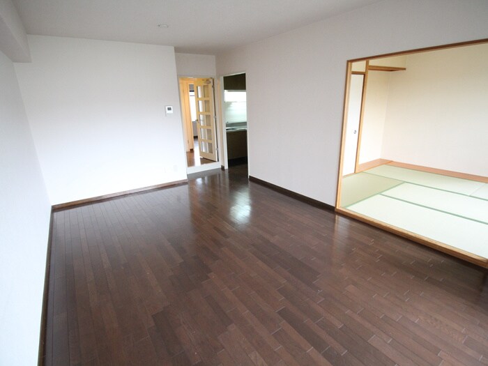 物件内観写真8　(居室)