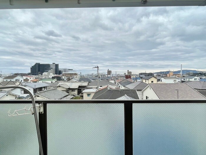 物件内観写真22　(室内からの展望)