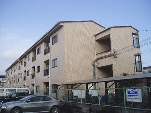 シャトルマンション外観写真