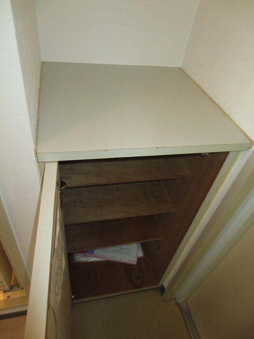 物件内観写真8　(靴箱)