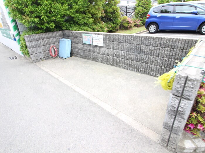 物件外観写真6　(建物設備)