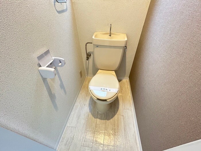 物件内観写真11　(トイレ)