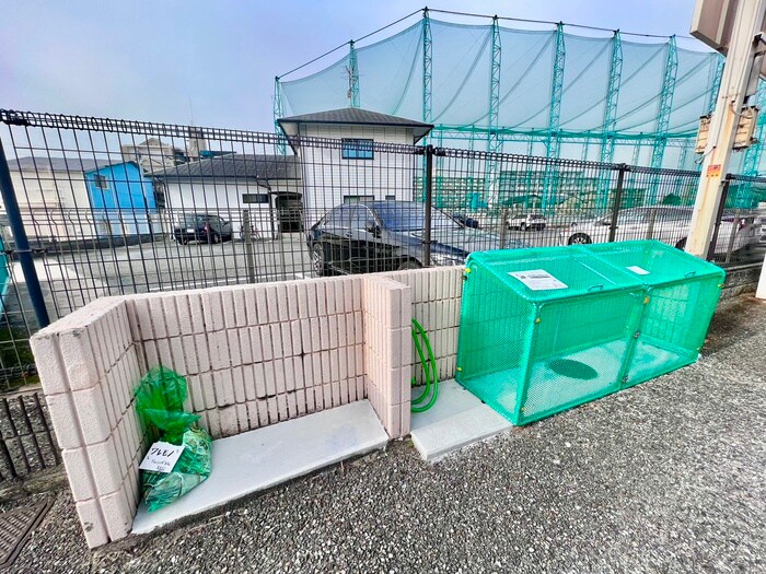 物件外観写真6　(建物設備)