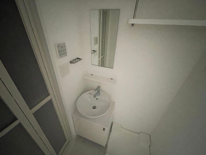 物件内観写真12　(洗面)