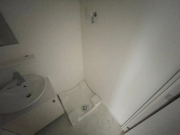 物件内観写真13　(洗濯機置場)