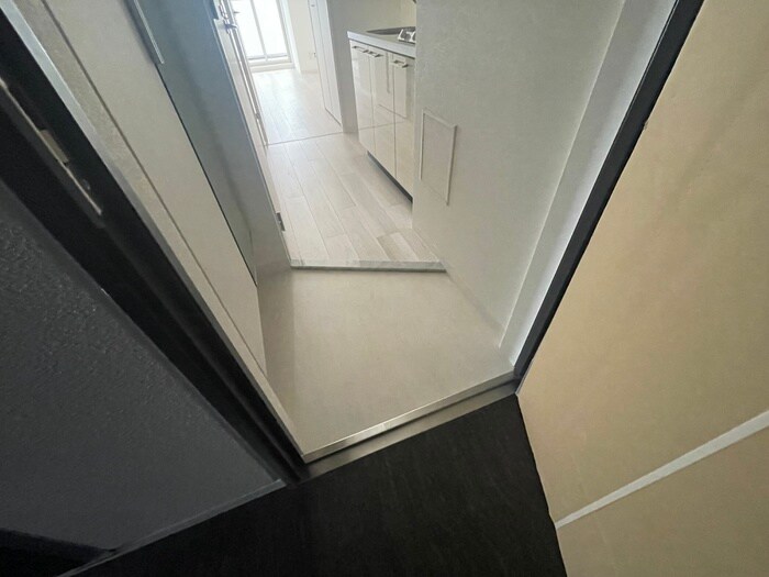 物件内観写真14　(玄関)