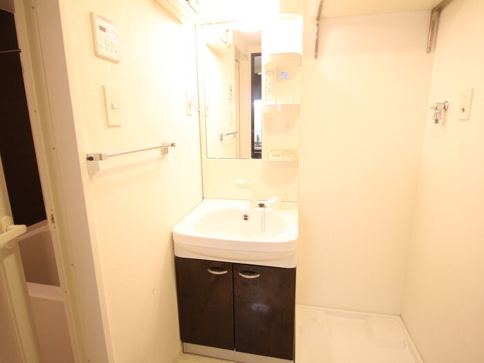 物件内観写真13　(洗面)