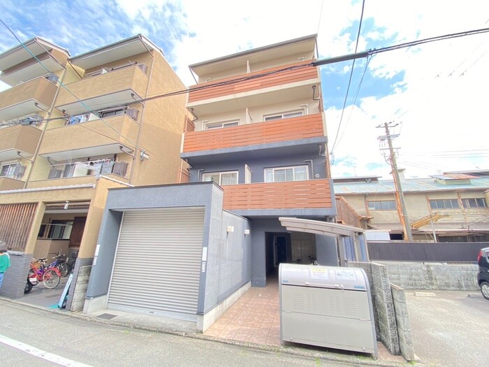 物件外観写真1　(外観写真)