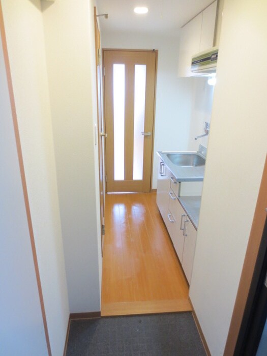 物件内観写真15　(廊下)