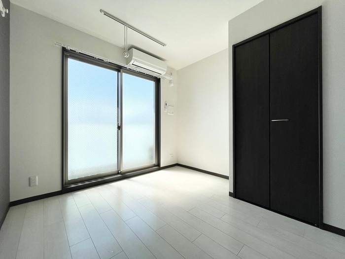 物件内観写真13　(居室)