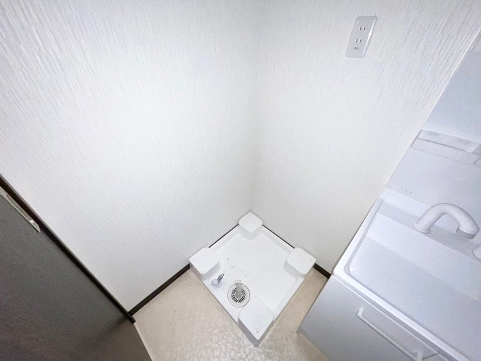 物件内観写真20　(洗濯機置場)