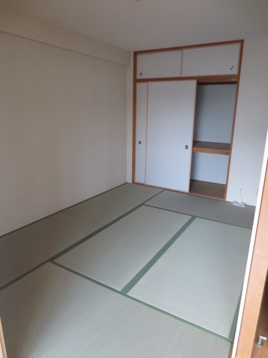 物件内観写真12　(居室)