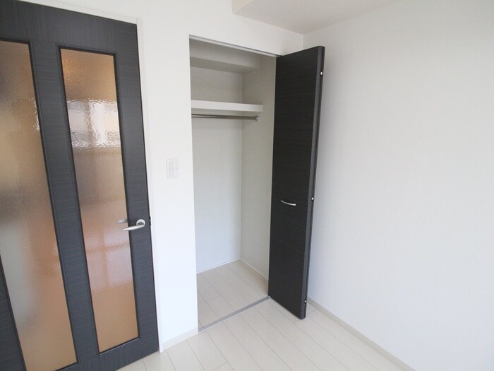 物件内観写真15　(収納)