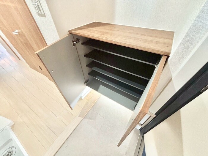 物件内観写真17　(靴箱)