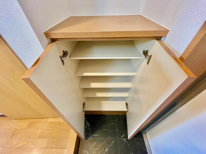 物件内観写真20　(靴箱)