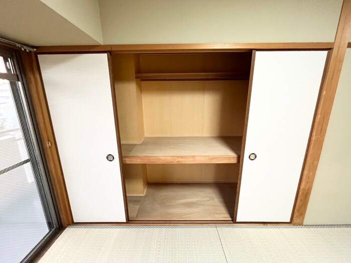 物件内観写真13　(収納)
