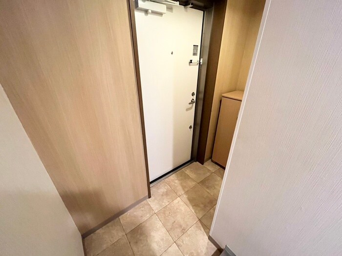 物件内観写真15　(玄関)