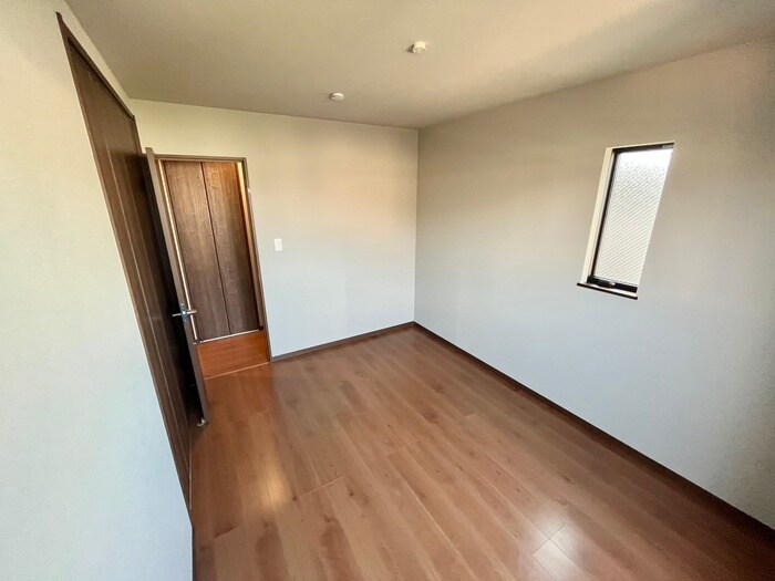 物件内観写真10　(居室)