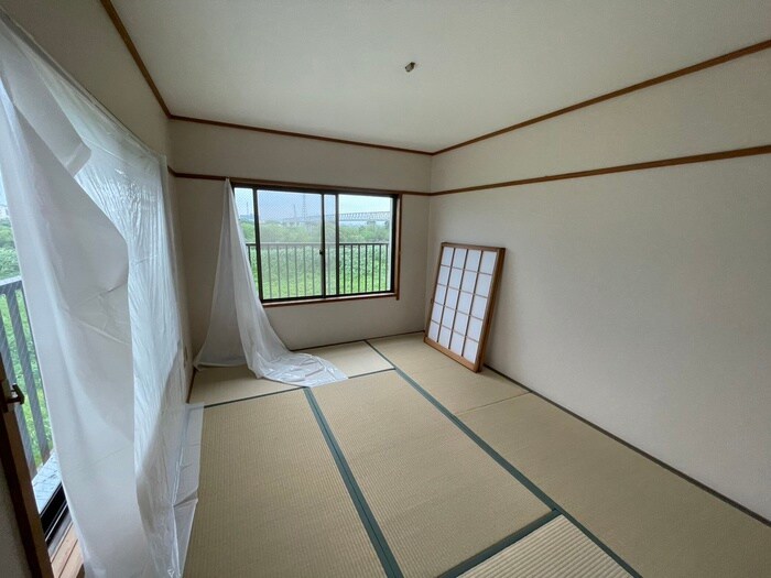 物件内観写真9　(居室)