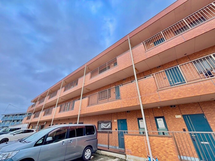 物件外観写真3　(外観写真)