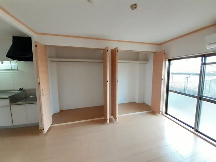 物件内観写真14　(収納)