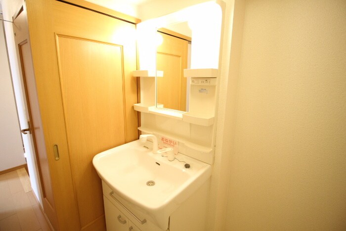 物件内観写真10　(洗面)