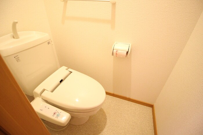 物件内観写真13　(トイレ)