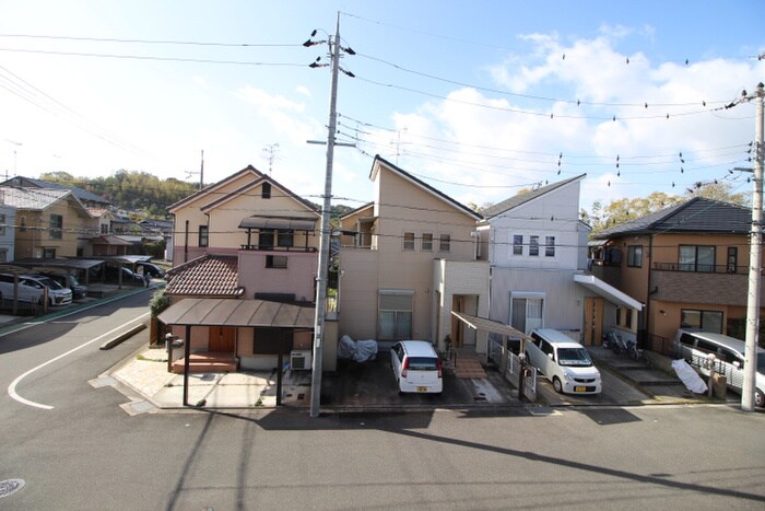 物件内観写真17　(室内からの展望)