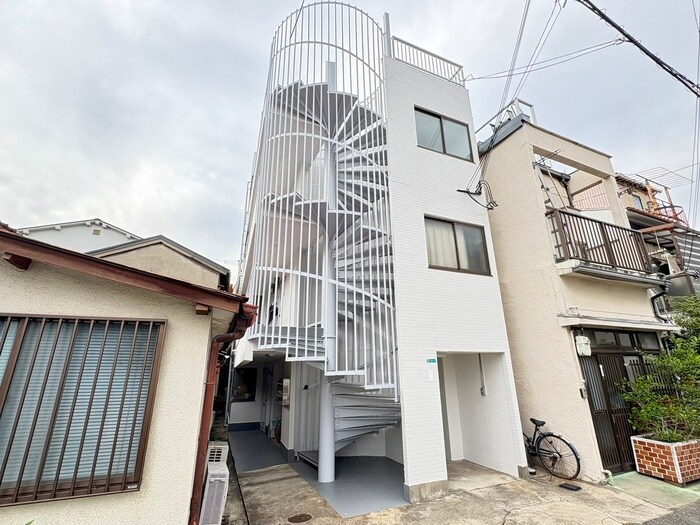 物件外観写真1　(外観写真)