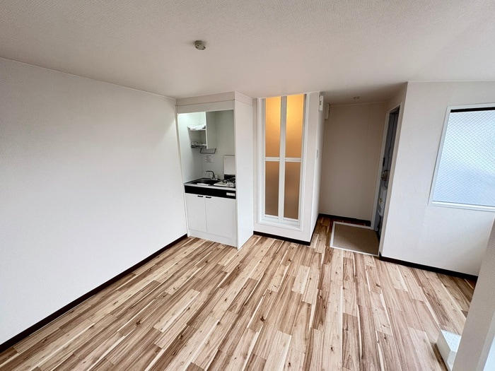 物件内観写真8　(居室)