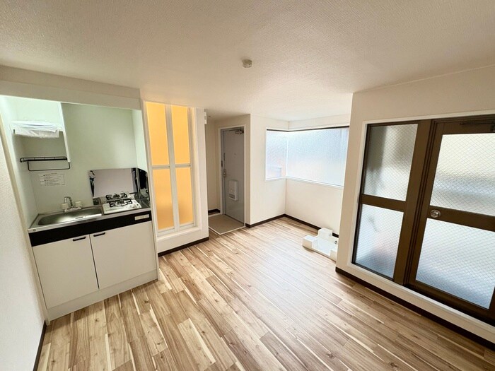 物件内観写真9　(居室)