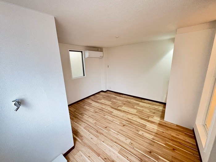 物件内観写真10　(居室)