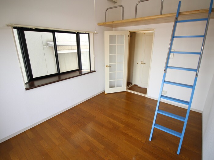 物件内観写真16　(居室)
