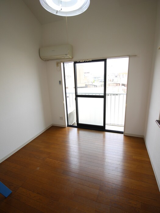 物件内観写真17　(居室)