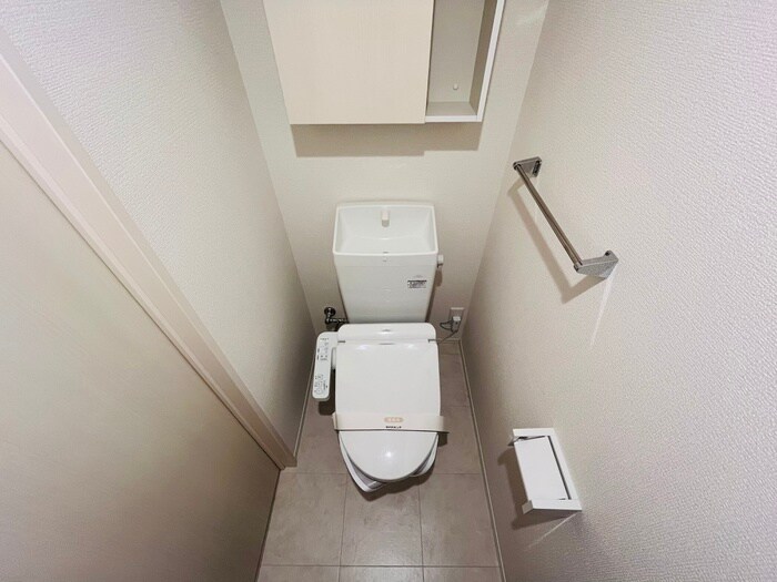 物件内観写真12　(トイレ)