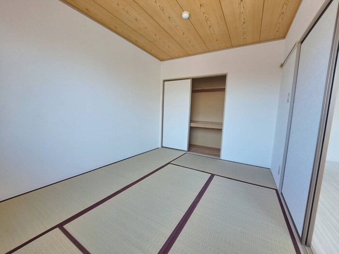 物件内観写真22　(収納)