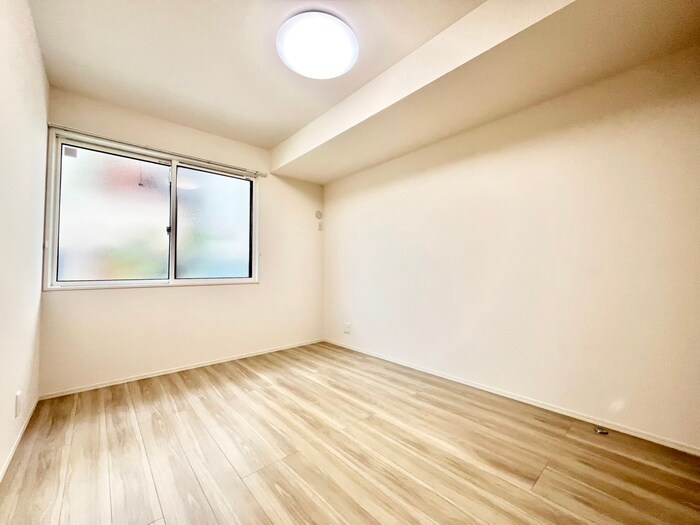 物件内観写真10　(居室)