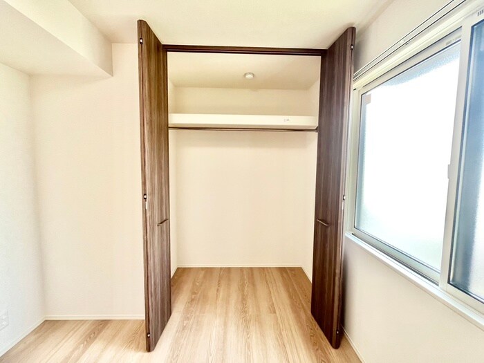 物件内観写真12　(収納)