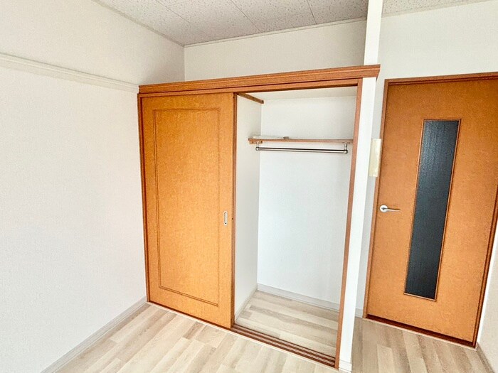 物件内観写真11　(収納)