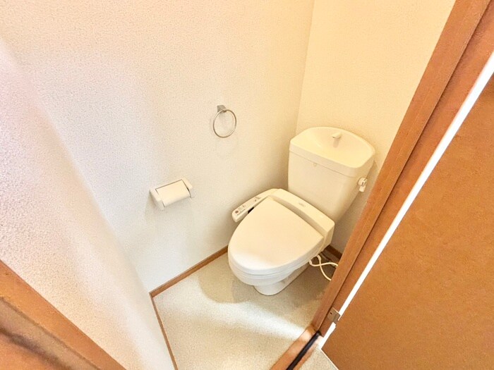 物件内観写真17　(トイレ)