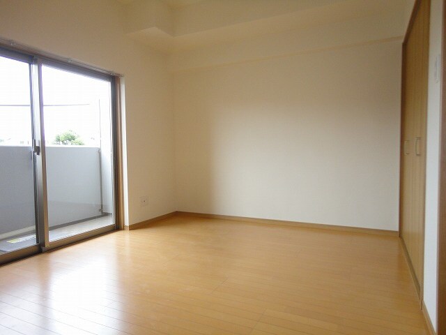 物件内観写真15　(居室)