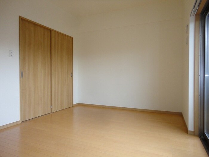 物件内観写真17　(居室)