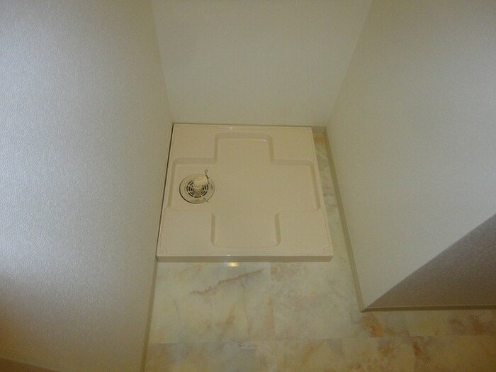 物件内観写真22　(洗濯機置場)