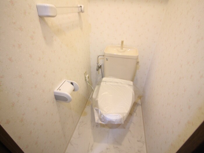 物件内観写真13　(トイレ)