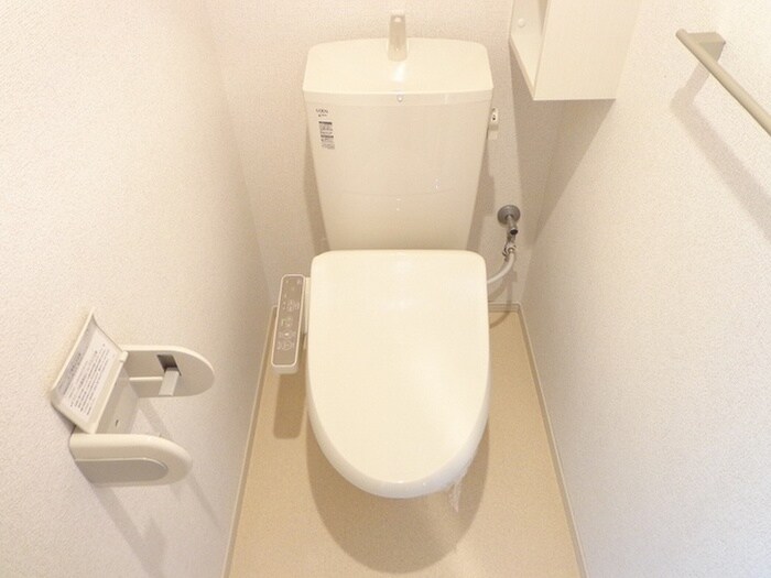 物件内観写真10　(トイレ)